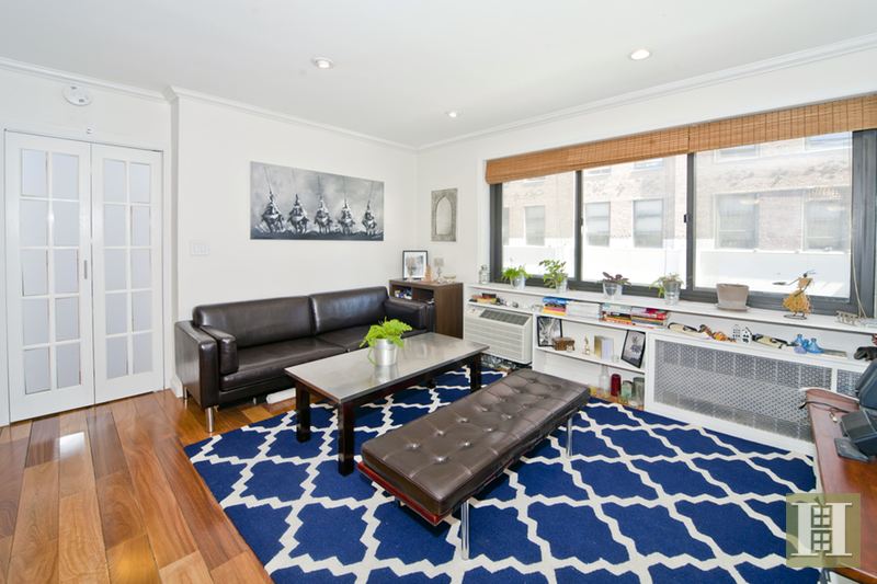 Photo 1 of 85 Eighth Avenue 4G, Chelsea, NYC, $545,000, Web #: 14936233