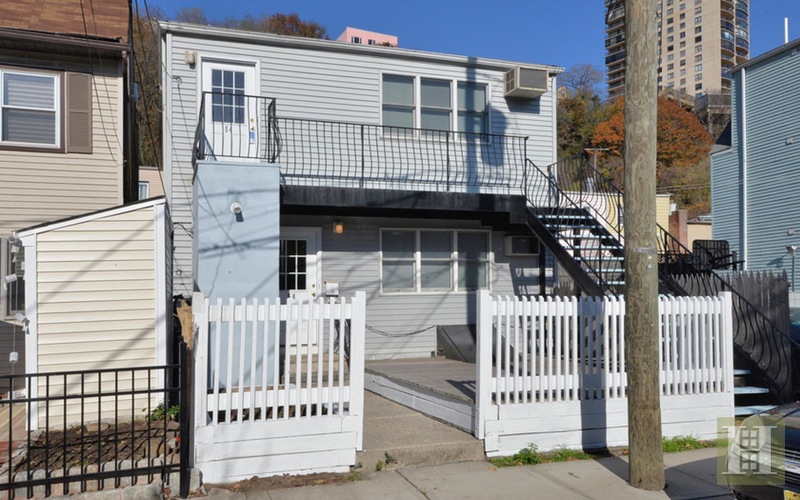 Photo 1 of 54 Chestnut Street, Weehawken, New Jersey, $525,000, Web #: 15137223