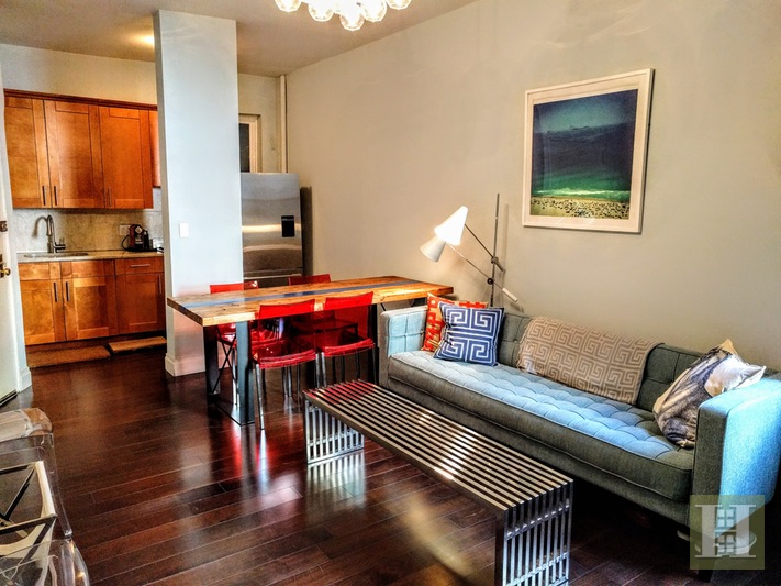 Photo 1 of 415 West 46th Street 2A, Midtown West, NYC, $2,650, Web #: 15982110
