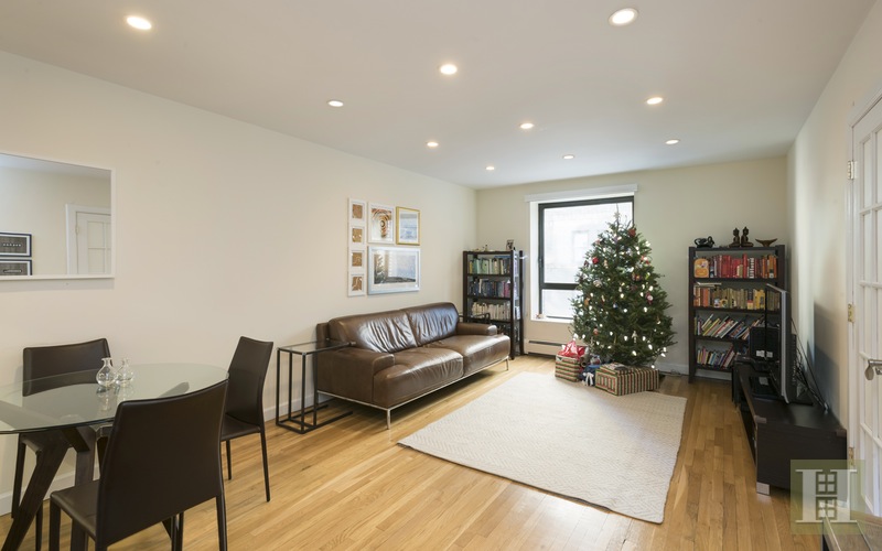 Photo 1 of 250 West 88th Street 401, Upper West Side, NYC, $4,200, Web #: 15998640