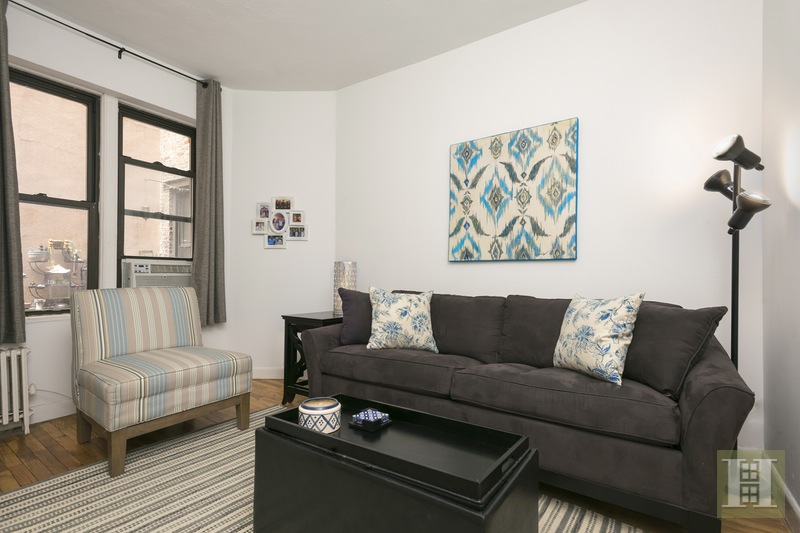 Photo 1 of 321 East 12th Street 7, East Village, NYC, $1,950, Web #: 16145640