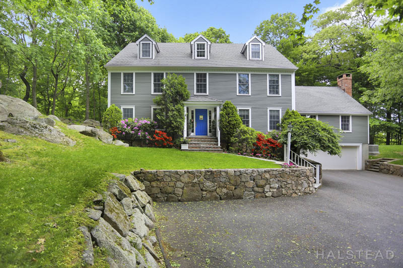 7 HEMLOCK DRIVE