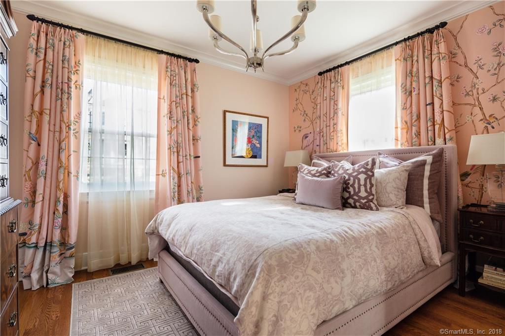 10 LOCKWOOD DRIVE, OLD GREENWICH, CT 06870 (Sold NYStateMLS Listing