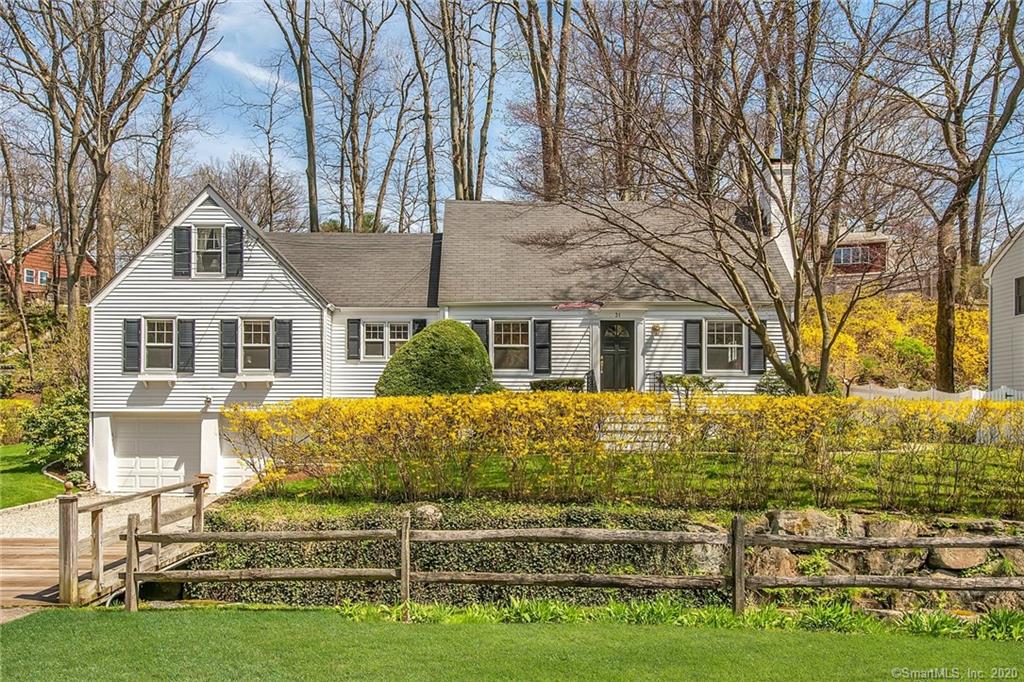 31 CENTER DRIVE
