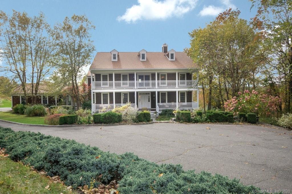 8 LONGMEADOW LANE