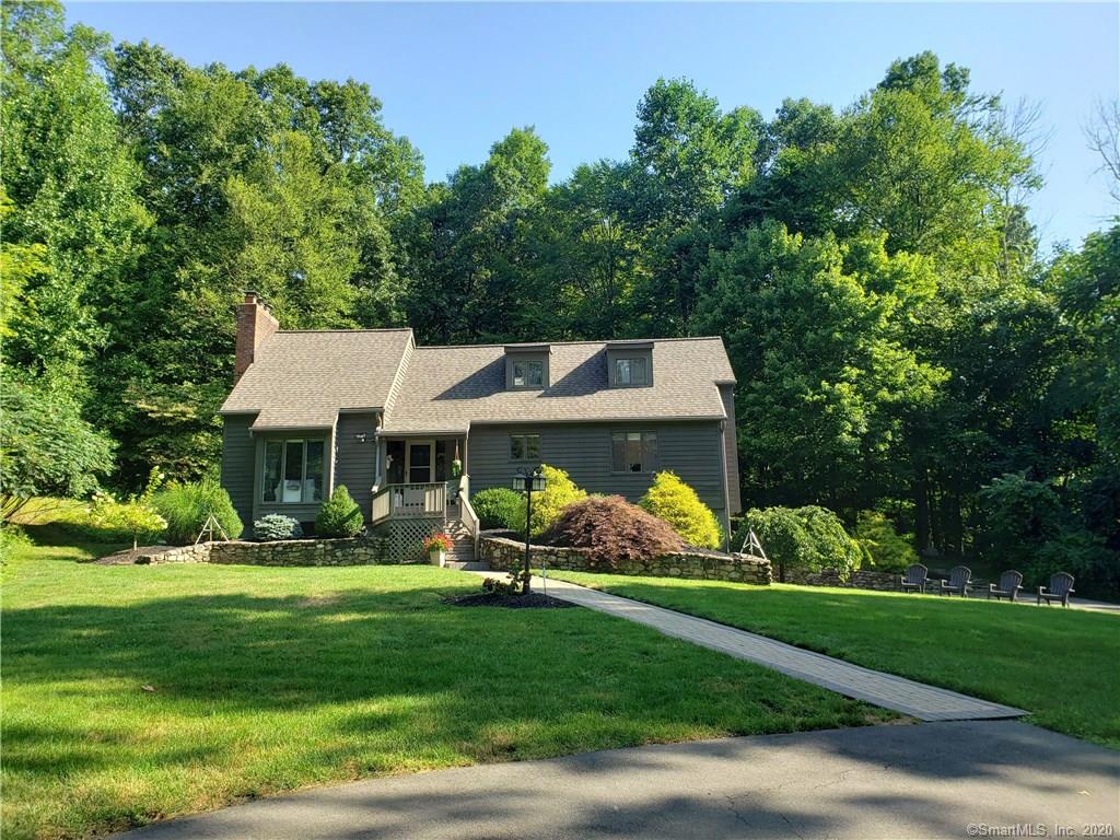 86 PLUMB BROOK ROAD