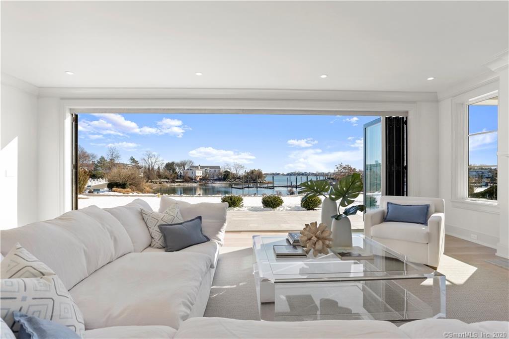 12 GREAT MARSH ROAD