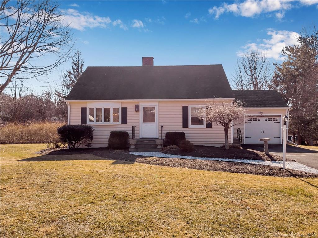 1 TAUNTON LAKE DRIVE