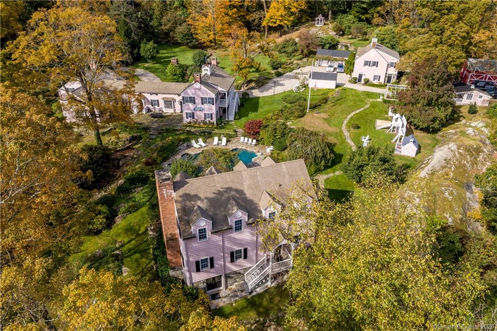 318 TACONIC ROAD