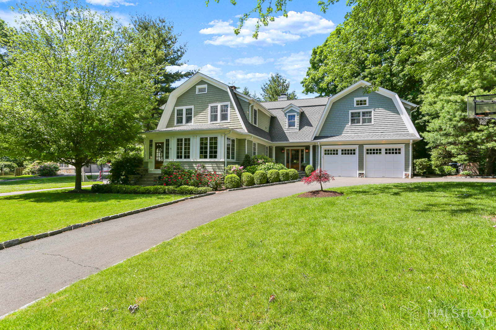 65 COACHLAMP LANE