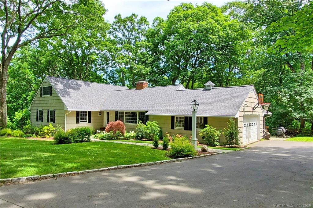 28 WOODCHUCK LANE