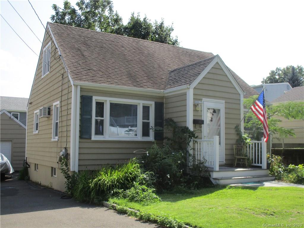 121 SOUNDVIEW AVENUE