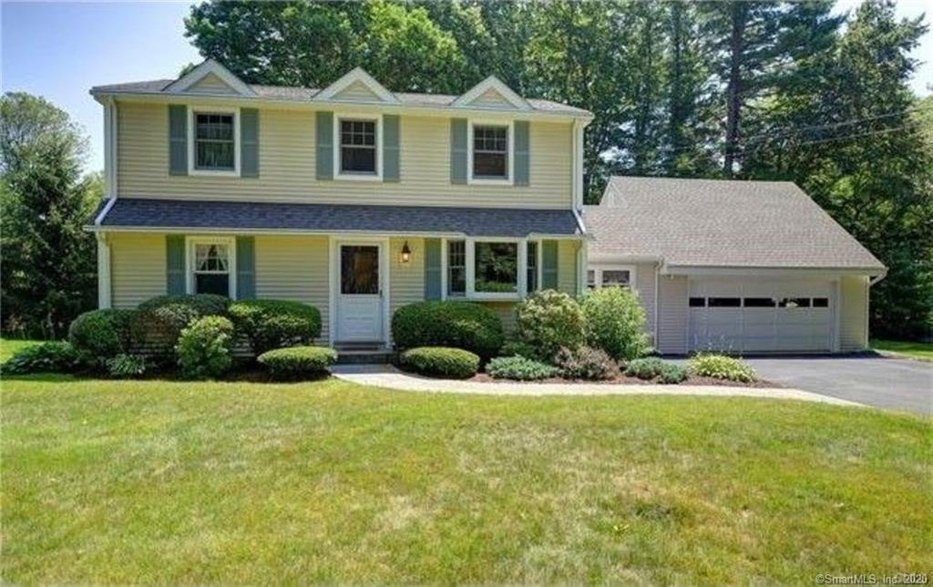 393 WINNEPOGE DRIVE