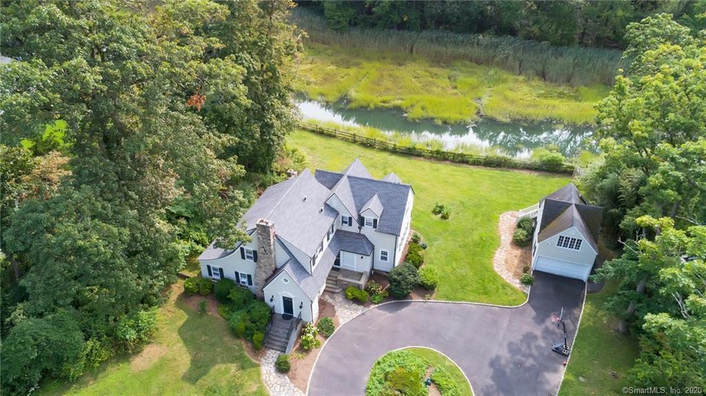 14 INDIAN CHASE DRIVE