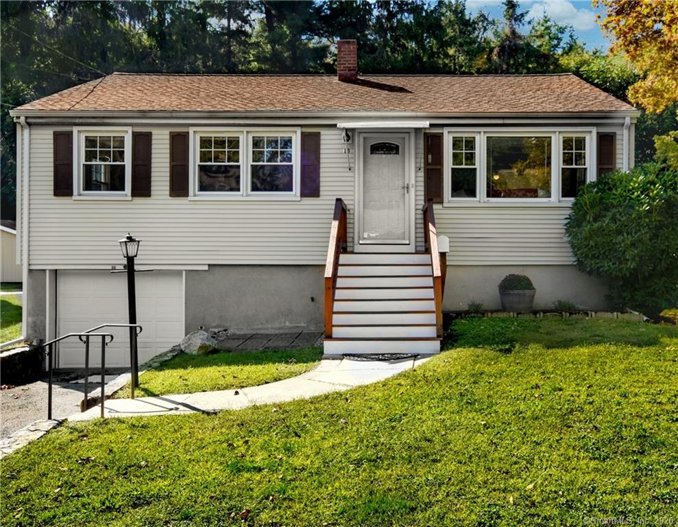 13 ARBOR DRIVE