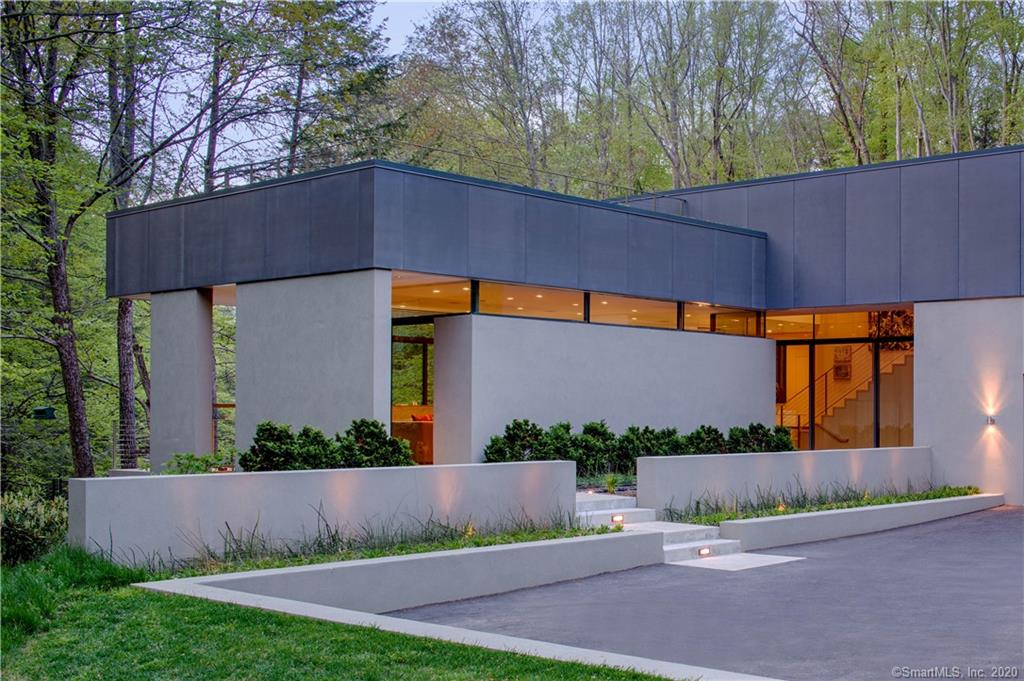 52 VALLEY FORGE ROAD