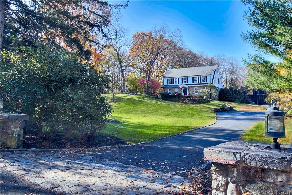 592 WEST HILL ROAD