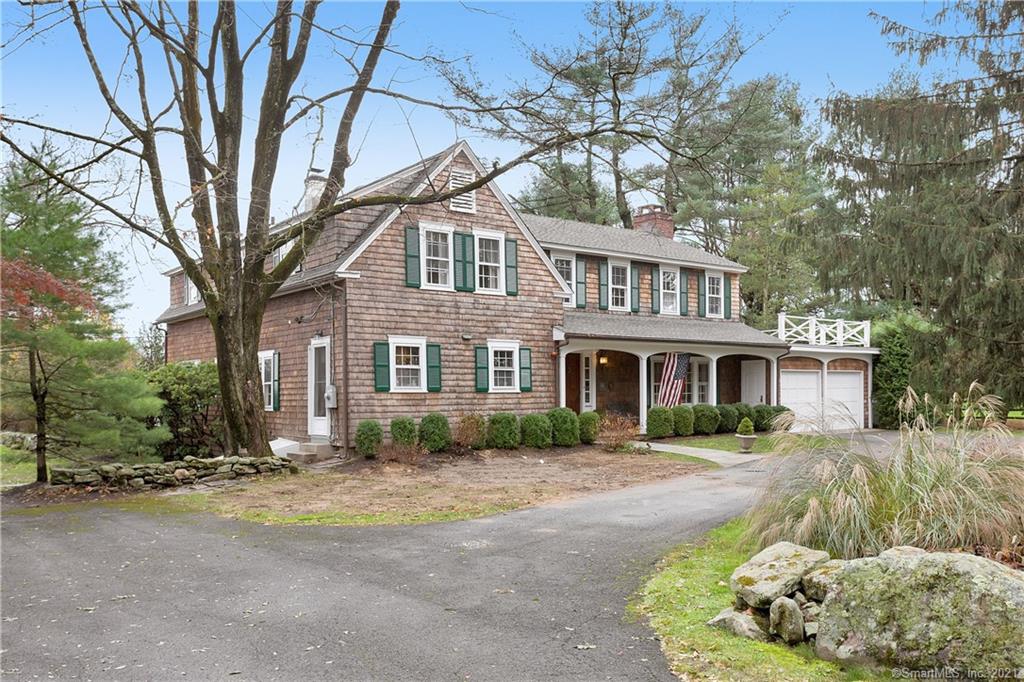 207 ROUND HILL ROAD