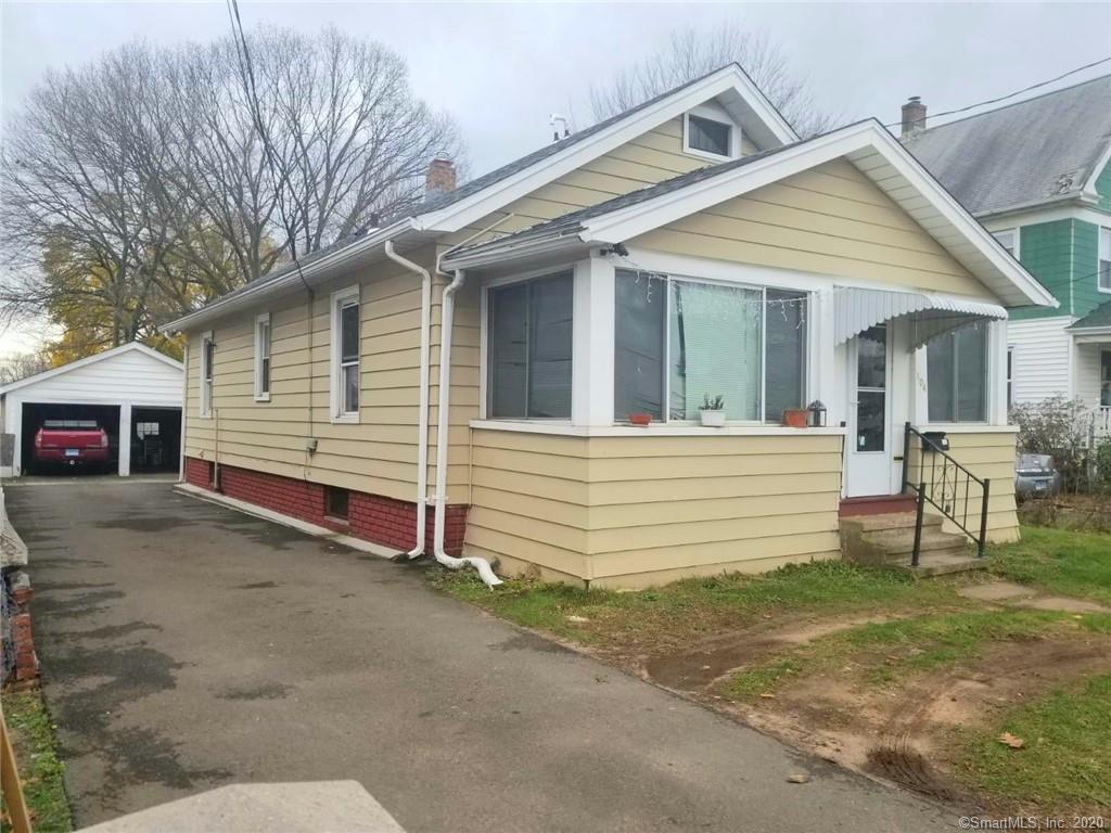 104 RICHARDS STREET