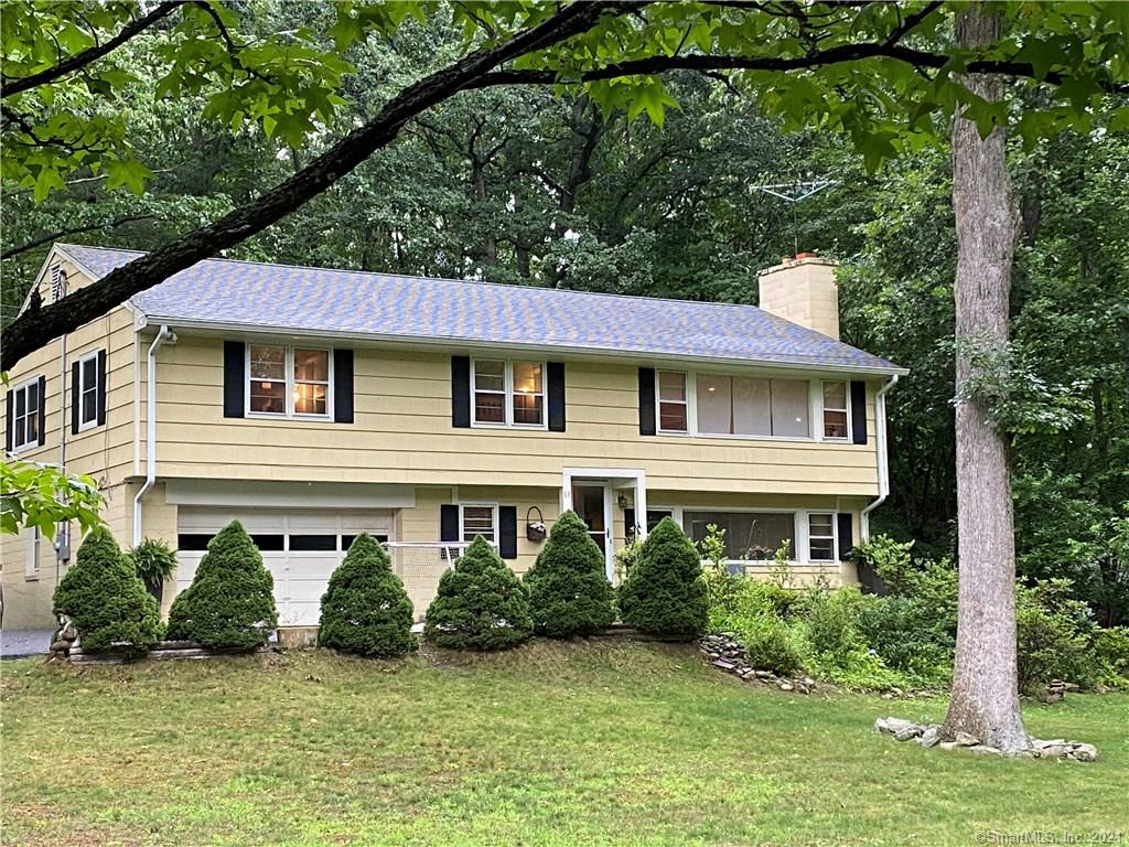 11 SILVER LAKES DRIVE
