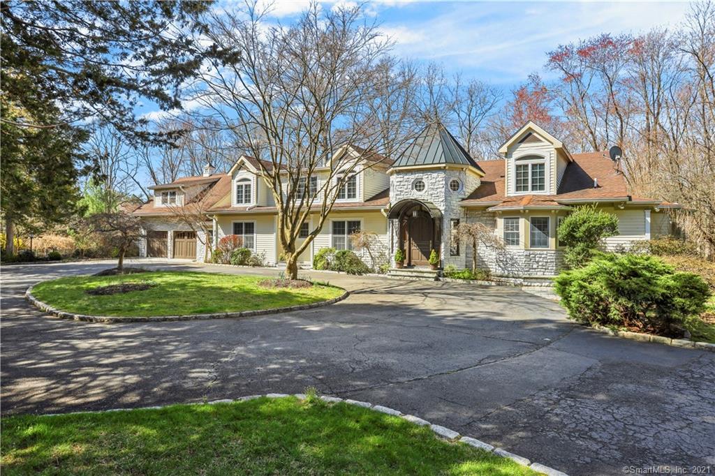 17 CARRINGTON DRIVE