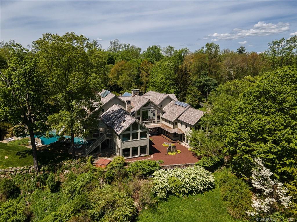 100 STERLING ROAD
