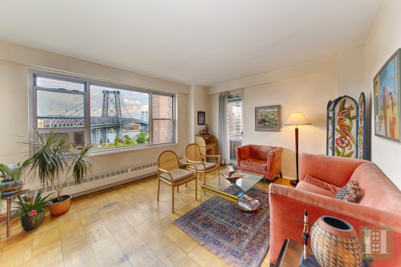 Photo 1 of 568 Grand Street, Lower East Side, NYC, $900,000, Web #: 17087631