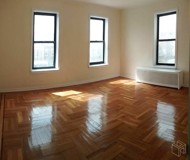 Photo 1 of 485 Central Park West 1A, Manhattan Valley, NYC, $2,500, Web #: 18726731