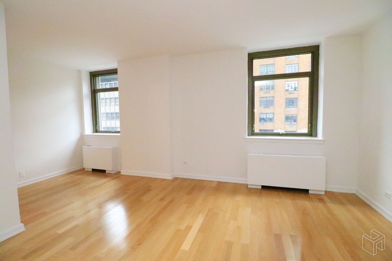 Photo 1 of Park Avenue, Midtown East, NYC, $2,525, Web #: 18764680