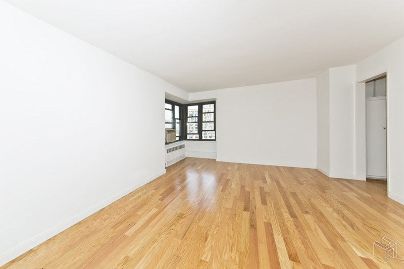 Photo 1 of 212 East Broadway, Lower East Side, NYC, $505,000, Web #: 18765621