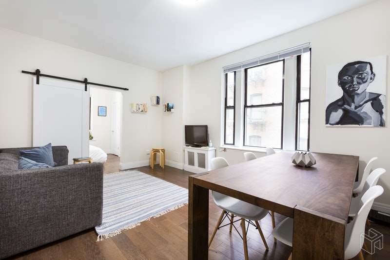 Photo 1 of 526 West 111th Street 3E, Upper West Side, NYC, $4,750, Web #: 18846417