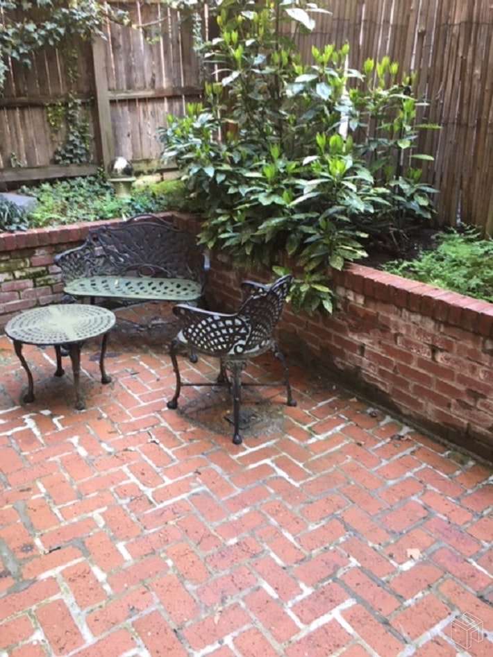 25 EAST 93RD STREET GARDEN, Upper East Side, $3,000, Web #: 19194950