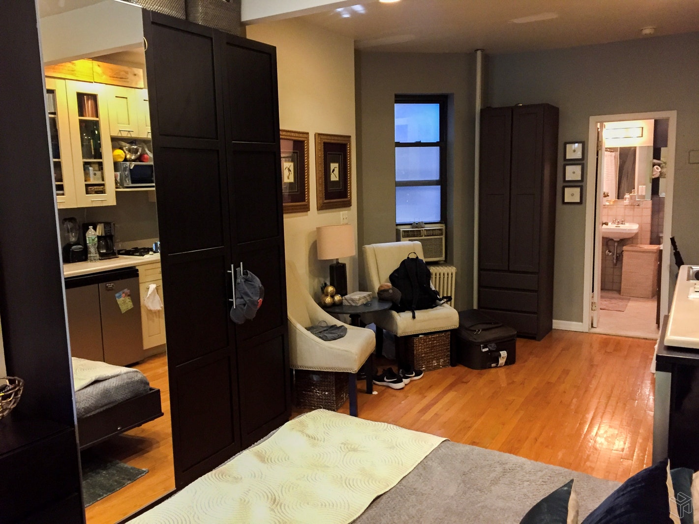 Photo 1 of 436 West 49th Street, Midtown West, NYC, $2,000, Web #: 19340524