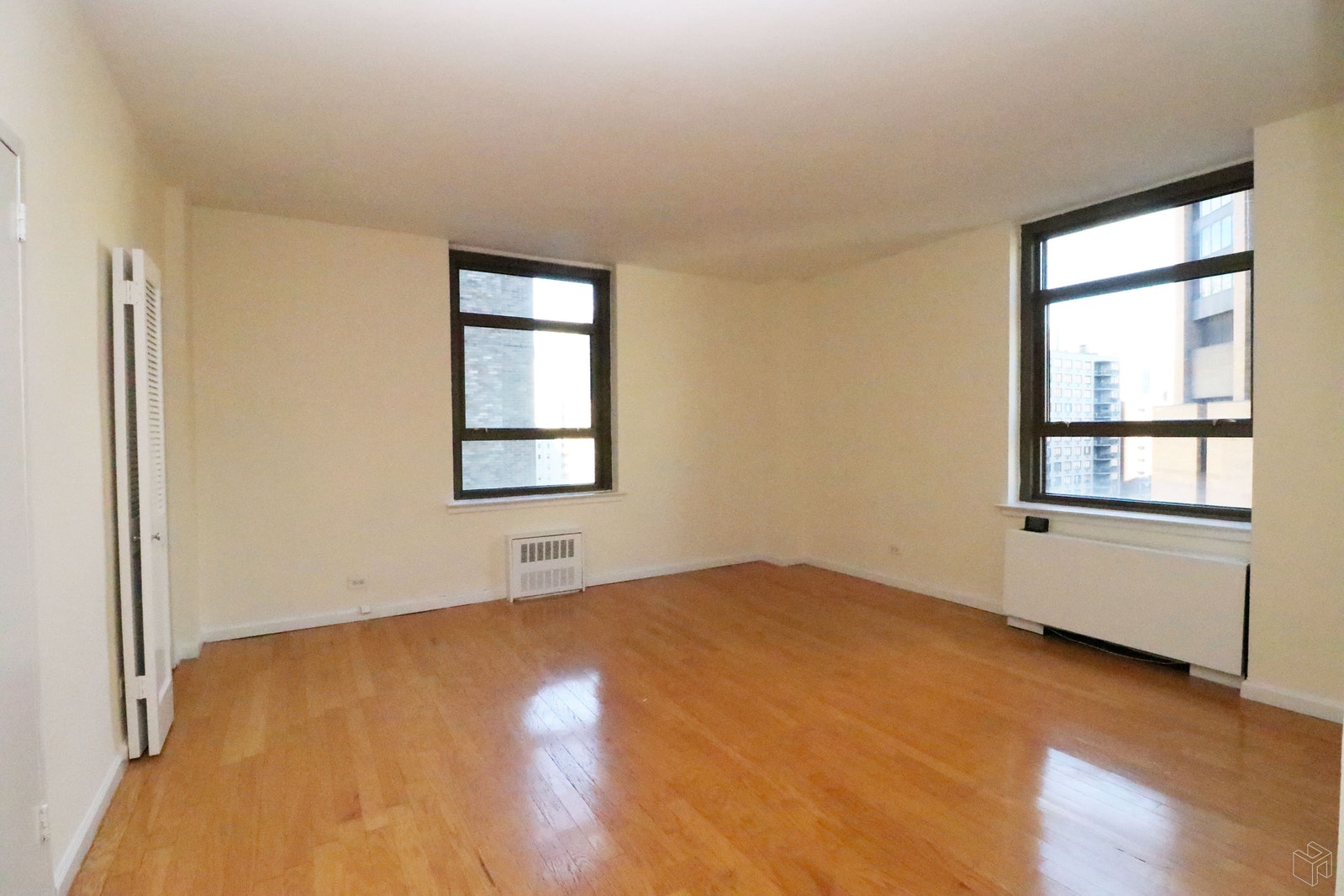 Photo 1 of Park Avenue, Midtown East, NYC, $3,150, Web #: 19486986
