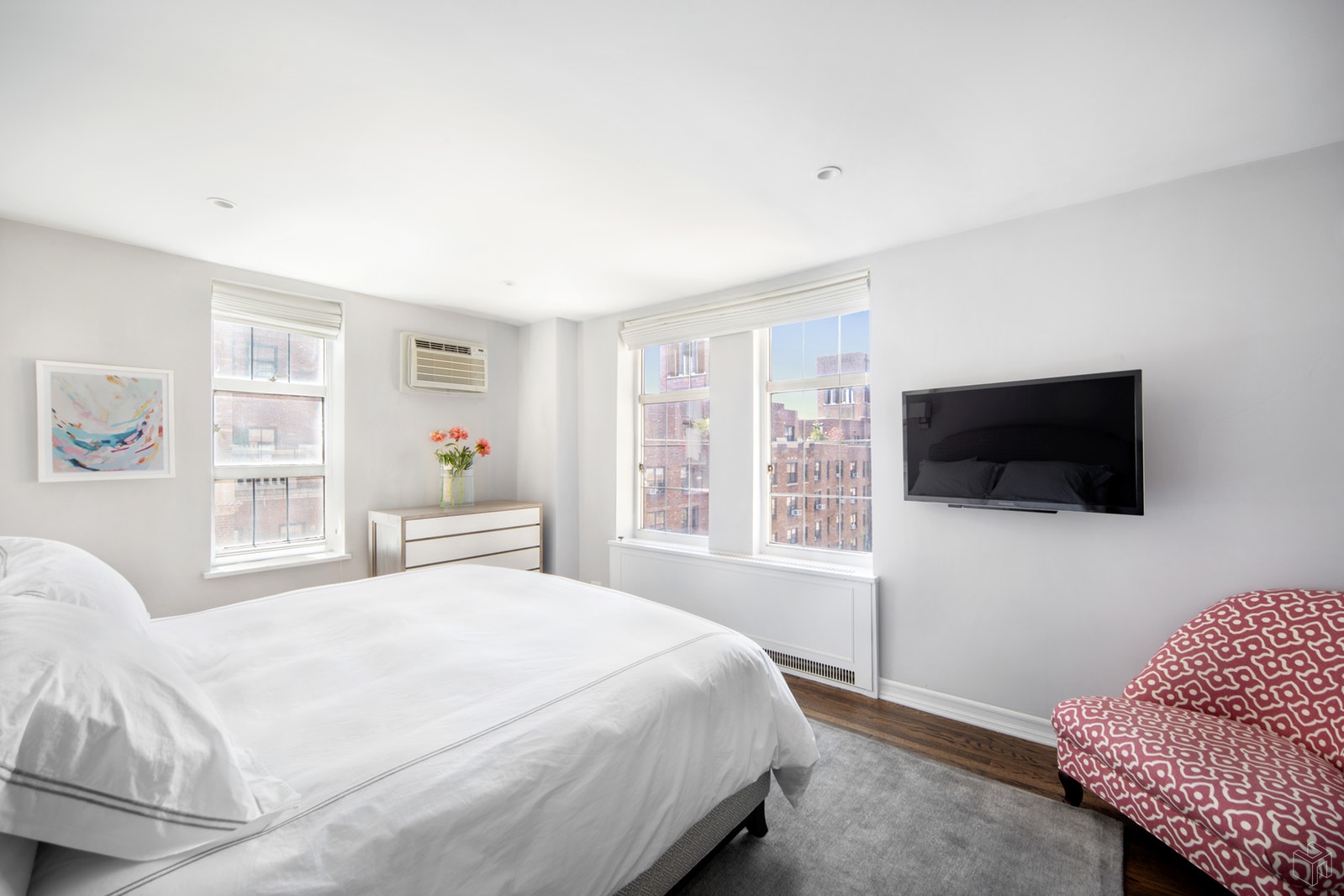 410 WEST 24TH STREET 17A, Chelsea, $2,950,000, Web #: 19497958