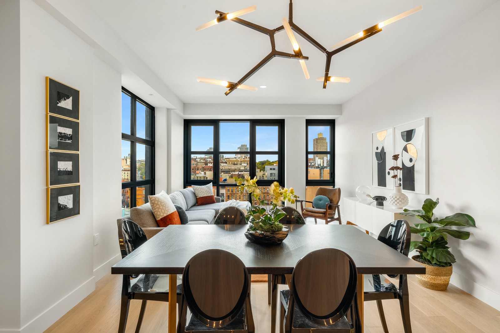 11 HANCOCK PLACE 809