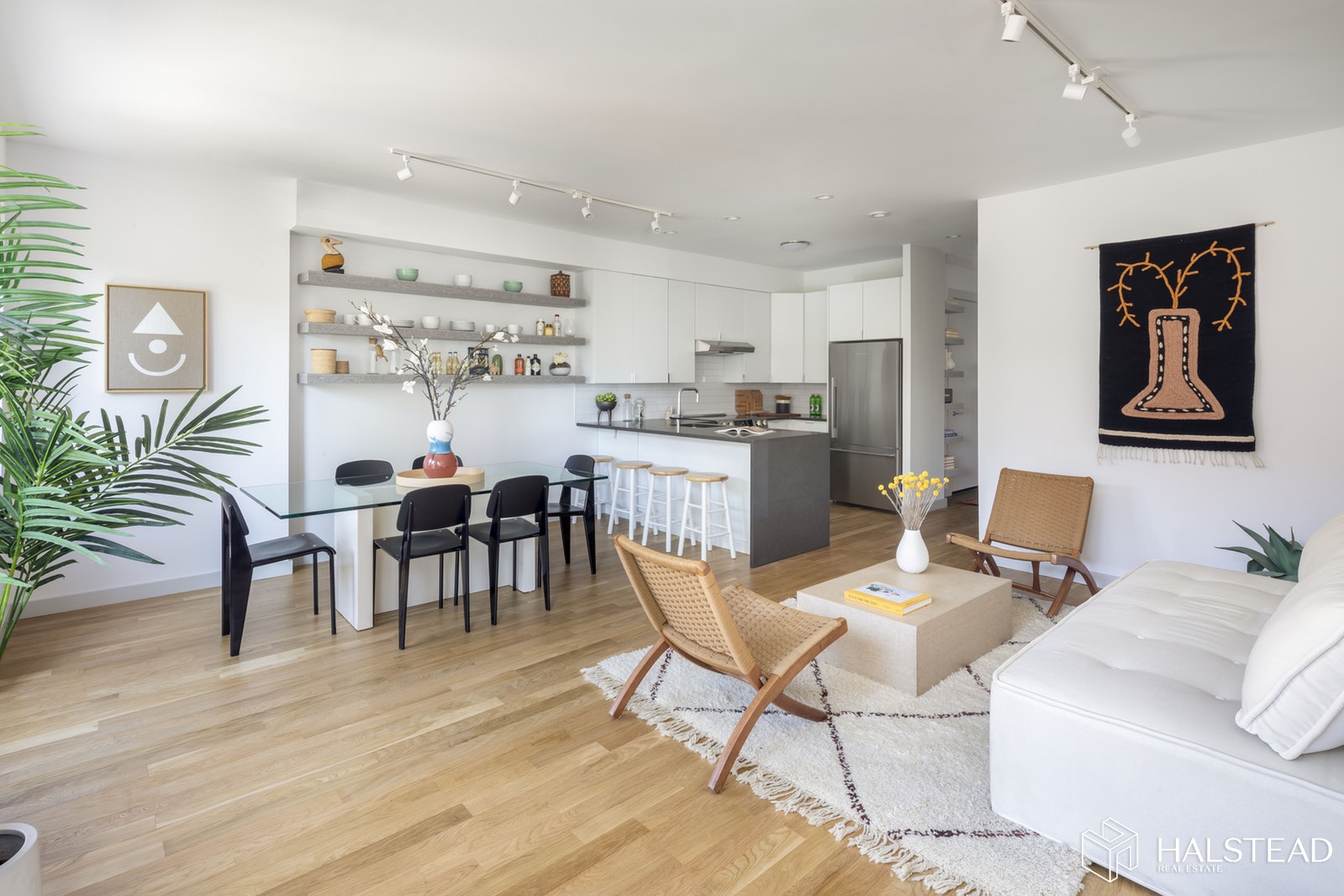852 ST JOHNS PLACE 2