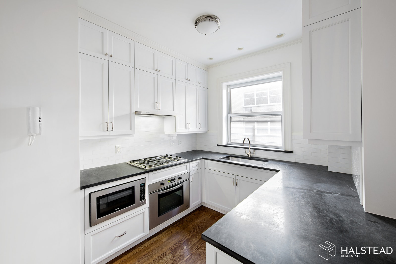 215 WEST 88TH STREET 8B, Upper West Side, $1,575,000, Web #: 19859971