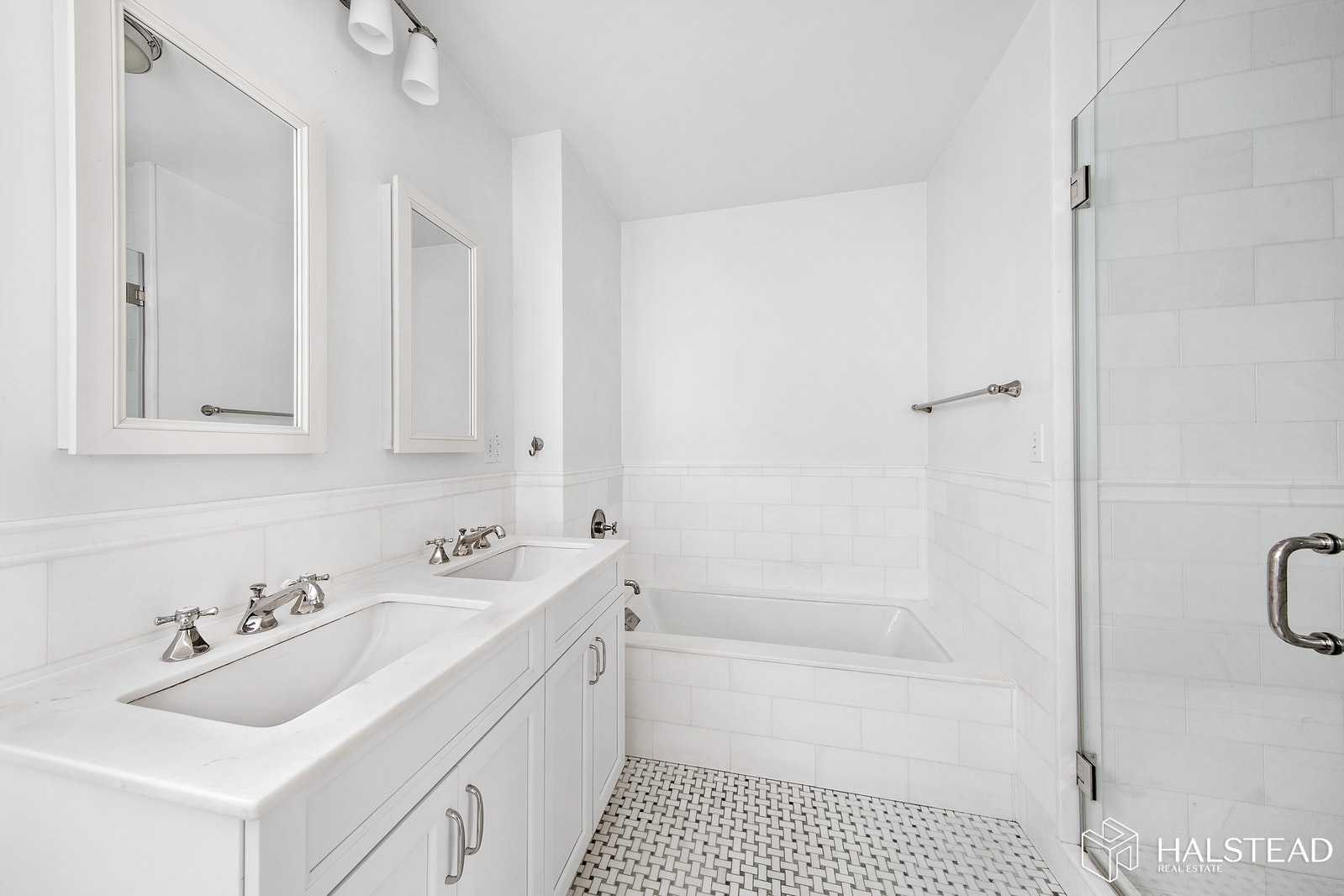 215 WEST 88TH STREET 8B, Upper West Side, $1,575,000, Web #: 19859971