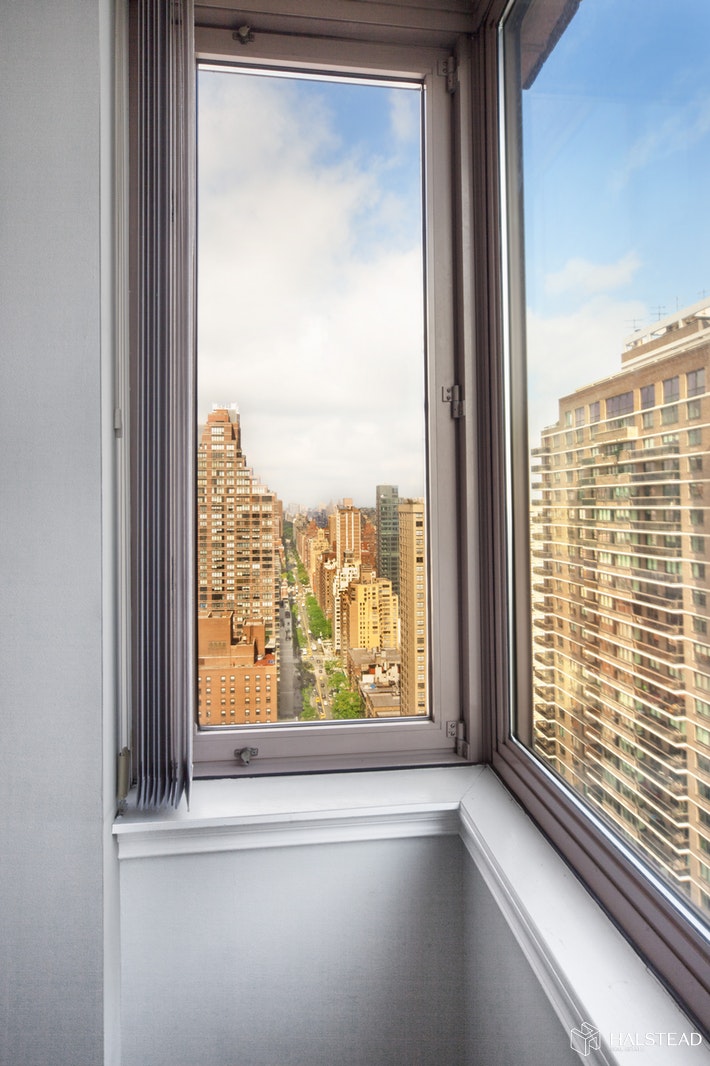 524 EAST 72ND STREET 41F, Upper East Side, $725,000, Web #: 19872457