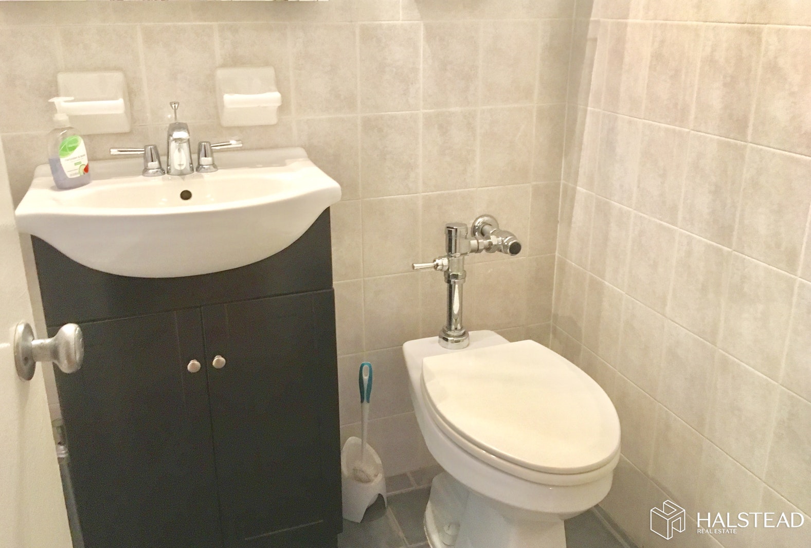 75 -02 AUSTIN STREET 3F, Forest Hills, $2,000, Web #: 19873281