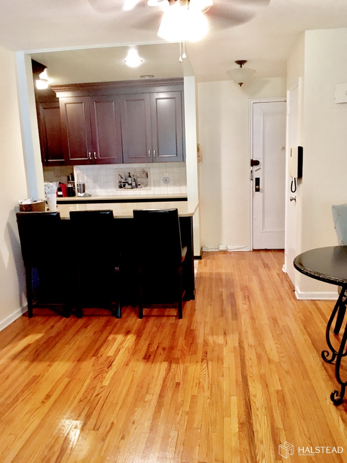 75 -02 AUSTIN STREET 3F, Forest Hills, $2,000, Web #: 19873281