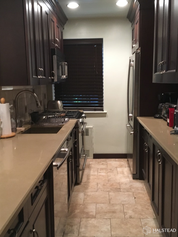 75 -02 AUSTIN STREET 3F, Forest Hills, $2,000, Web #: 19873281