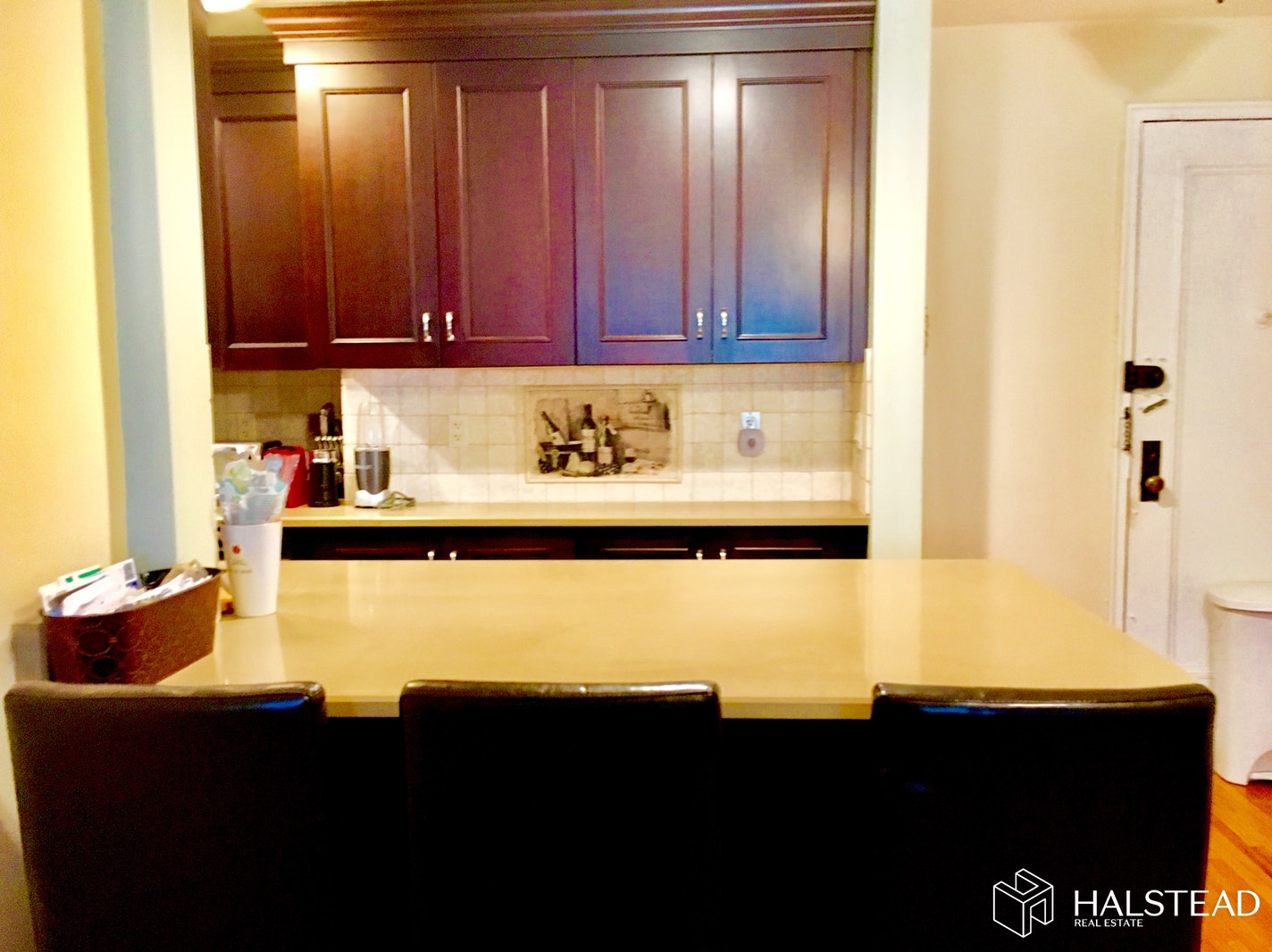 75 -02 AUSTIN STREET 3F, Forest Hills, $2,000, Web #: 19873281