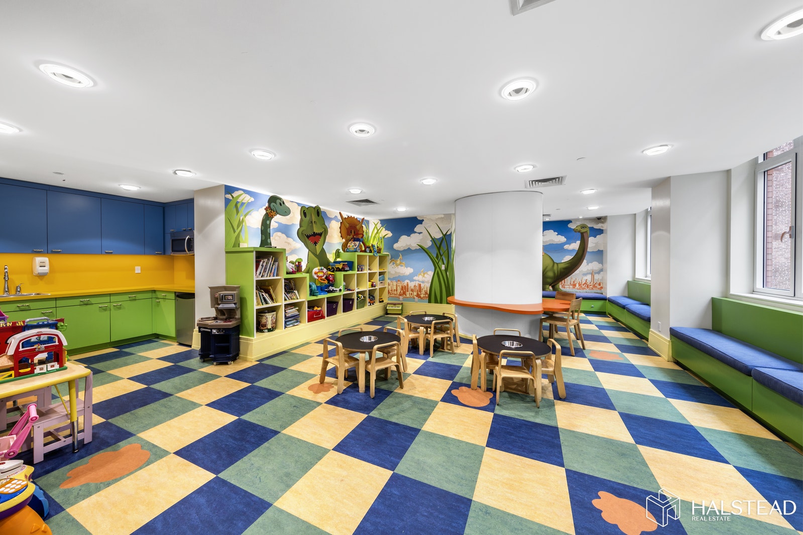 205 WEST 76TH STREET 5L, Upper West Side, $1,975,000, Web #: 19874281