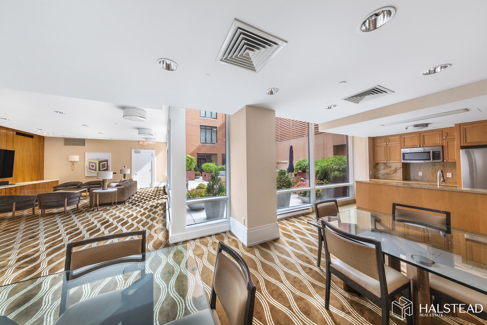 205 WEST 76TH STREET 5L, Upper West Side, $1,975,000, Web #: 19874281