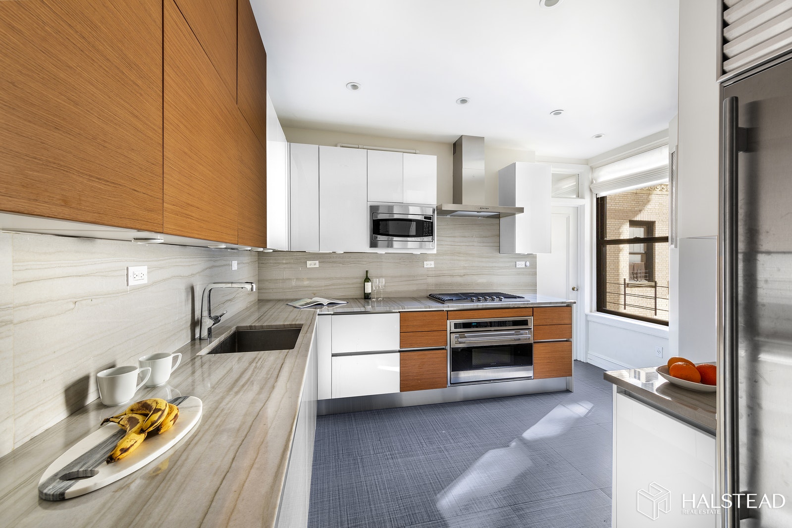 215 WEST 98TH STREET 10B, Upper West Side, $2,745,000, Web #: 19877455