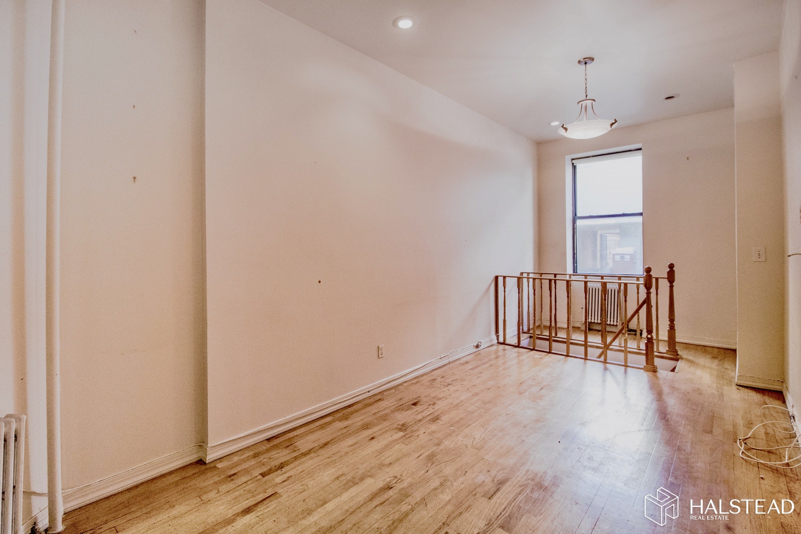 Photo 1 of 436 West 49th Street 1Fw, Midtown West, NYC, $2,700, Web #: 20011329