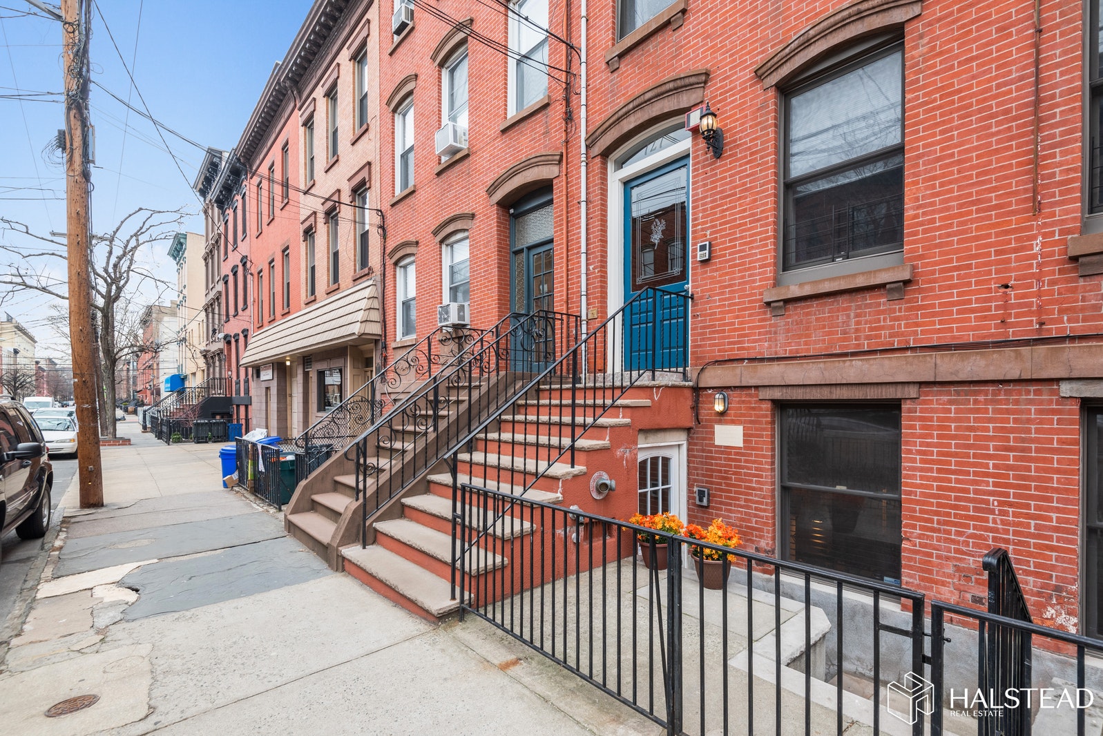 727 GARDEN ST 1