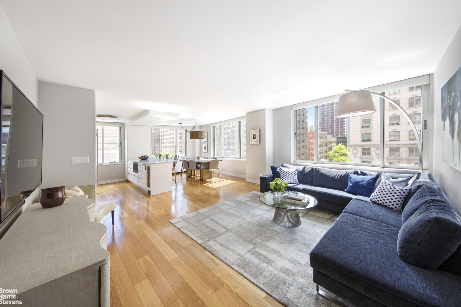 2373 BROADWAY 721/701
